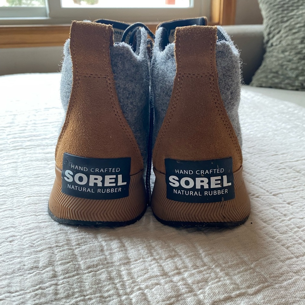 Sorel Brown and Gray Boots